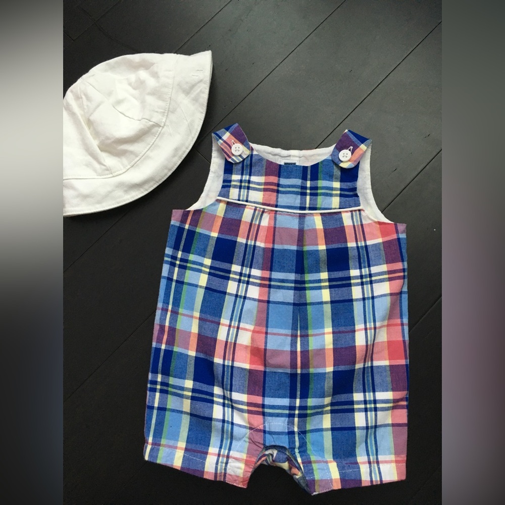 Janie and Jack 0-3m plaid romper & boat hat